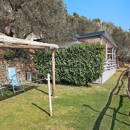 Agriturismo Rose Di Pietra 3 Apartment *